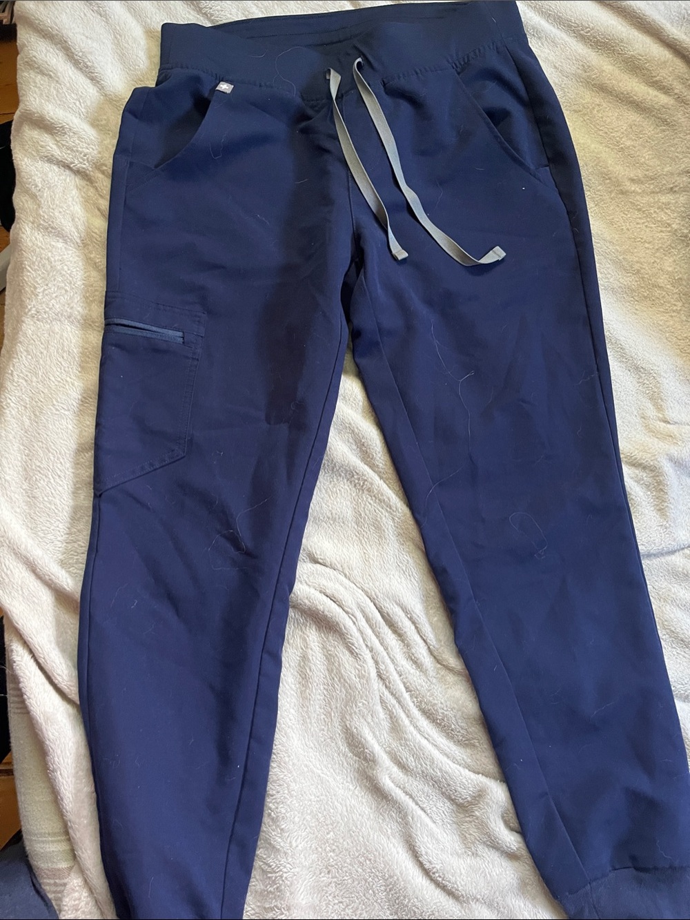 Figs Men's Navy Drawstring Joggers with Grey Tie